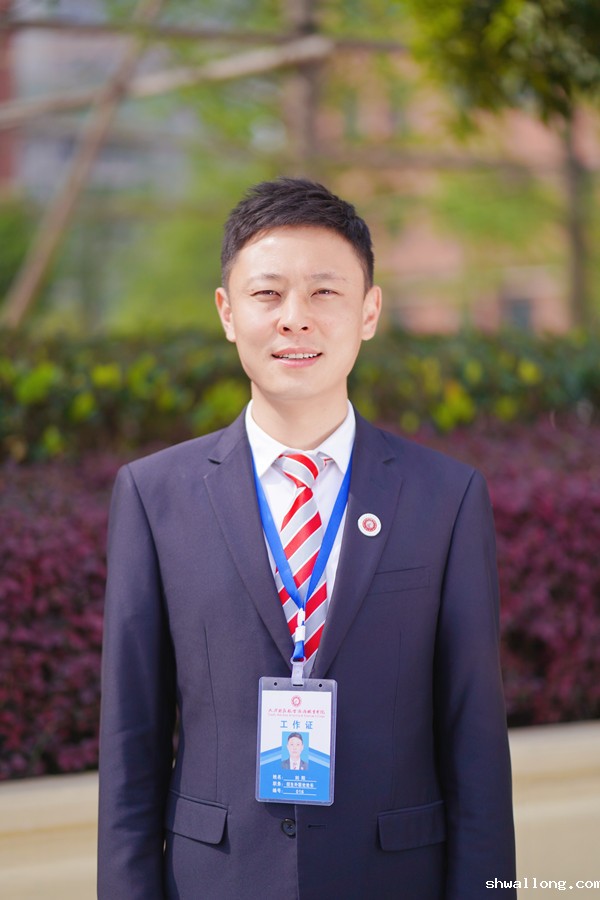 刘阳_副本.jpg